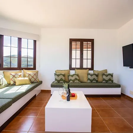 Villa Palmera Villas *